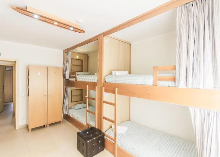 Peniche Surfcamp * Baleal