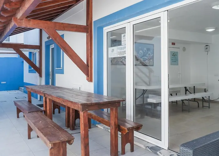 Albergue Peniche Surfcamp *